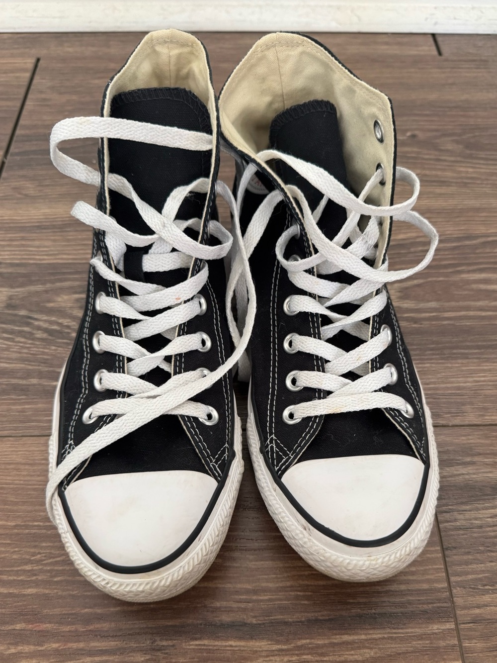 Black High-Top Converse 70 Chucks Sneakers with White Laces. 9W